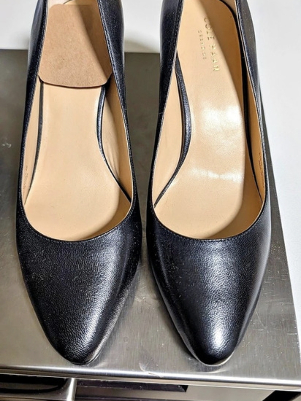 Cole Haan Black Pointed-Toe Heels Size US 8b